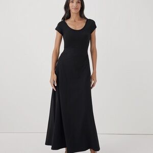 Pact Fit and flare cross back maxi dress with pockets